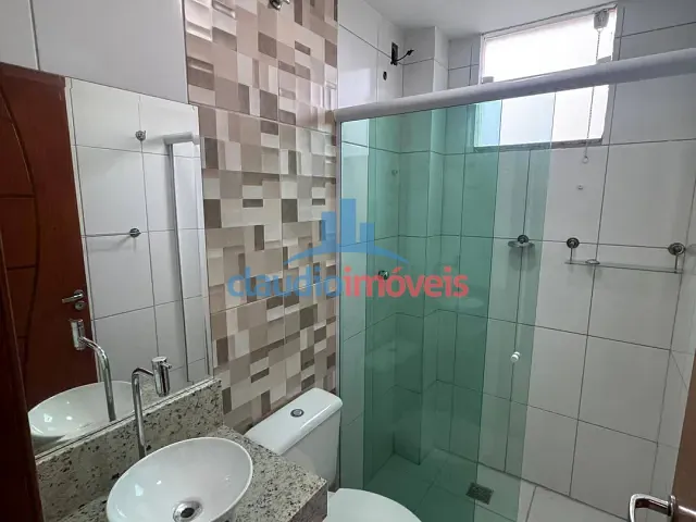 Apartamento 2 quartos e 2 banheiros, para alugar, no bairro Goiabal em Barra Mansa