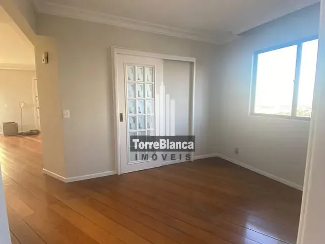 Apartamento com 151m² 3 quartos e 2 banheiros, à venda, no bairro Centro em Ponta Grossa