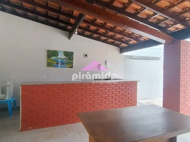Apartamento 2 quartos e 1 banheiro, à venda, no bairro Massaguaçu em Caraguatatuba