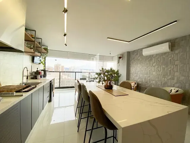 Apartamento com 132m² 3 quartos e 4 banheiros, à venda, no bairro Vila Romana em São Paulo