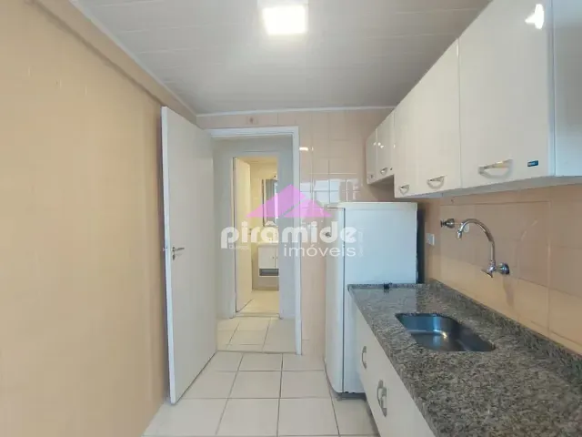 Apartamento 1 quarto e 1 banheiro, à venda ou para alugar, no bairro Jardim São Dimas em São José dos Campos