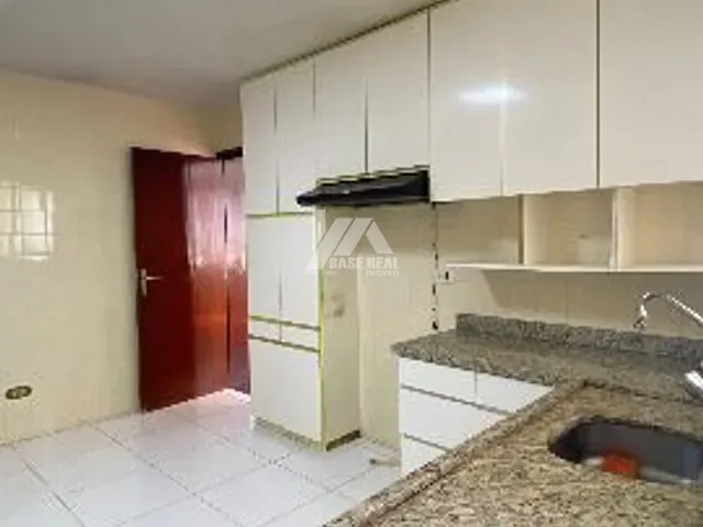 Apartamento 3 quartos e 4 banheiros, à venda, no bairro Centro em Ponta Grossa