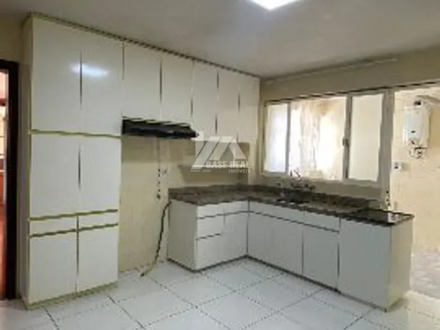 Apartamento 3 quartos e 4 banheiros, à venda, no bairro Centro em Ponta Grossa