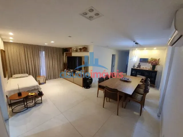 Apartamento 3 quartos e 2 banheiros, à venda, no bairro Ano Bom em Barra Mansa