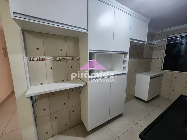 Apartamento 2 quartos e 1 banheiro, à venda, no bairro Bosque dos Eucaliptos em São José dos Campos