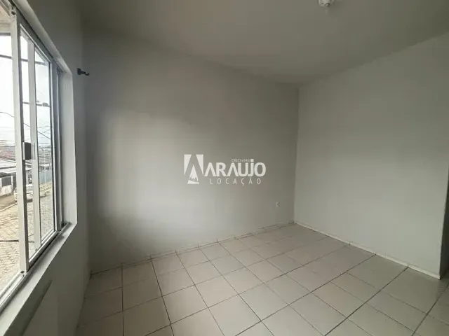 Apartamento 2 quartos e 1 banheiro, para alugar, no bairro São João em Itajaí