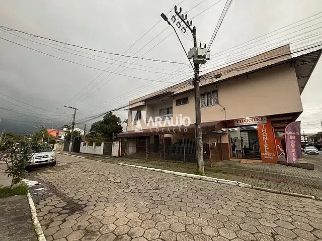 Apartamento 2 quartos e 1 banheiro, para alugar, no bairro São João em Itajaí