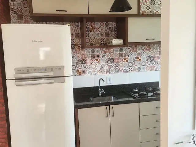 Apartamento com 80m² 2 quartos e 1 banheiro, para alugar, no bairro Uvaranas em Ponta Grossa