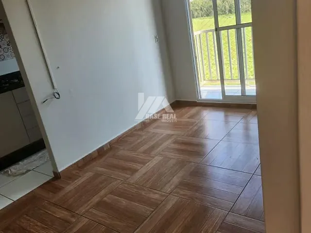 Apartamento com 80m² 2 quartos e 1 banheiro, para alugar, no bairro Uvaranas em Ponta Grossa