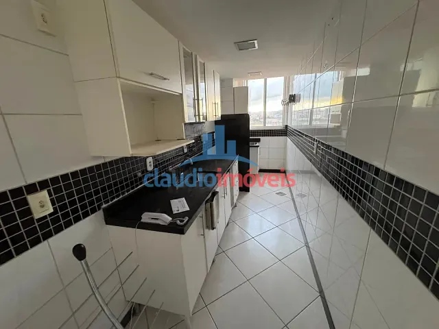 Apartamento 2 quartos e 2 banheiros, para alugar, no bairro Aterrado em Volta Redonda