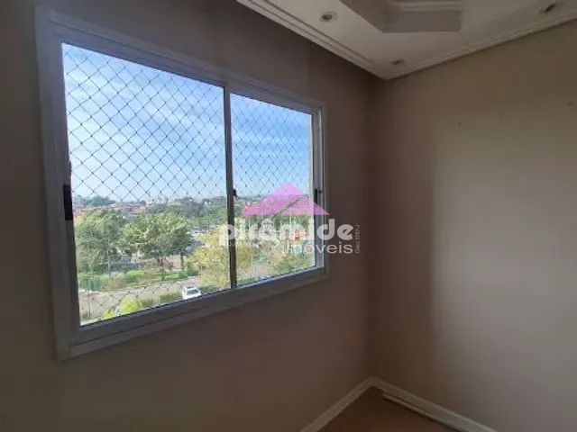 Apartamento 2 quartos e 1 banheiro, para alugar, no bairro Jardim Copacabana em São José dos Campos