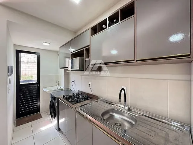 Apartamento 2 quartos e 1 banheiro, à venda, no bairro Colônia Dona Luíza em Ponta Grossa