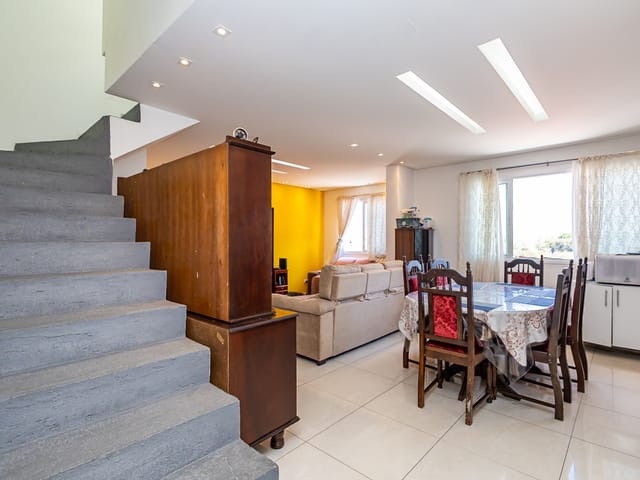 Apartamento 3 quartos e 4 banheiros, à venda, no bairro Uberaba em Curitiba