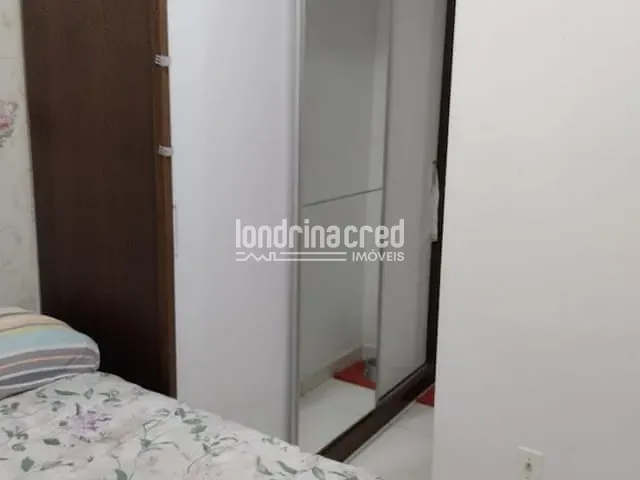 Apartamento 2 quartos e 1 banheiro, à venda, no bairro Conjunto Habitacional Doutor Farid Libos em Londrina