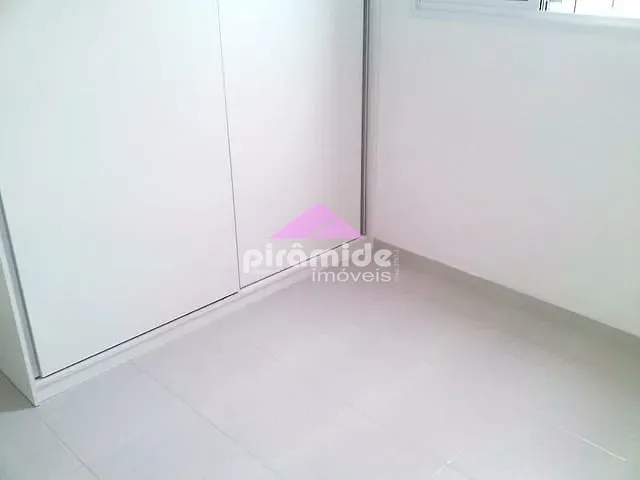 Apartamento com 68m² 2 quartos e 1 banheiro, para alugar, no bairro Urbanova em Rua Inez Maria Cuoghi
