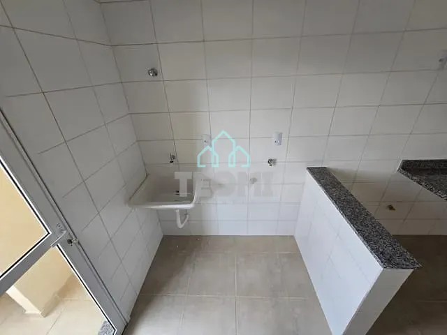 Apartamento 2 quartos e 1 banheiro, à venda, no bairro Jardim Regina (Moreira César) em Pindamonhangaba