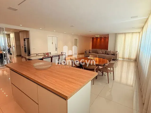 Apartamento com 240m² 3 quartos e 4 banheiros, para alugar, no bairro Setor Bueno em Goiânia