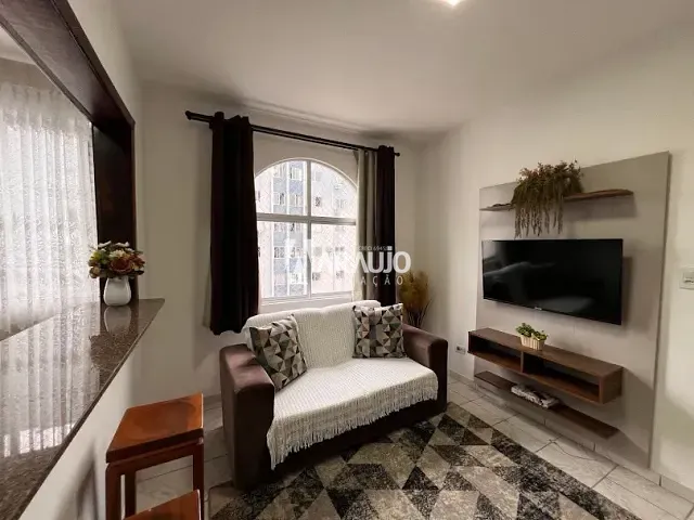 Apartamento 1 quarto e 1 banheiro, para alugar, no bairro Centro em Itajaí