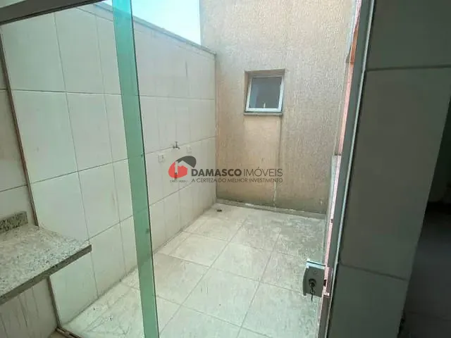 Apartamento 2 quartos e 1 banheiro, à venda, no bairro Parque Erasmo Assunção em Santo André