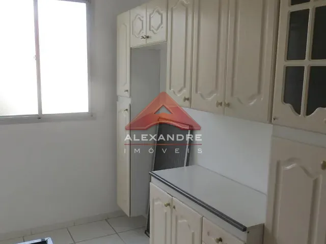 Apartamento com 46m² 2 quartos e 1 banheiro, para alugar, no bairro Jardim Ismênia em São José dos Campos