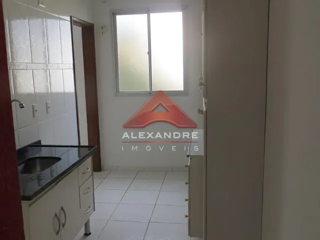 Apartamento com 46m² 2 quartos e 1 banheiro, para alugar, no bairro Jardim Ismênia em São José dos Campos