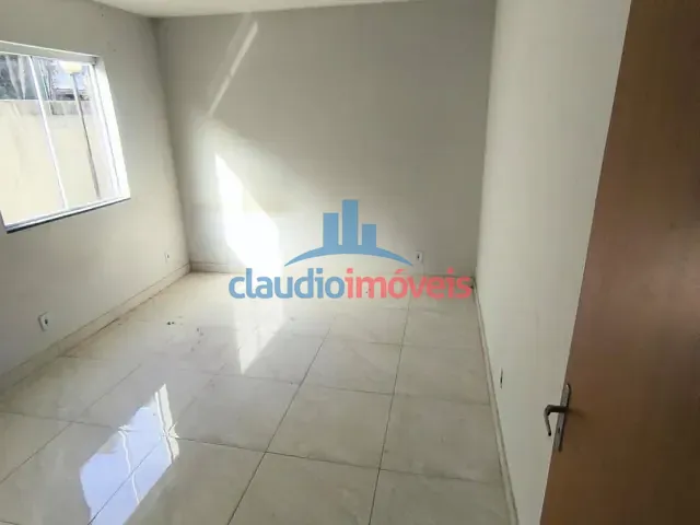 Apartamento 2 quartos e 1 banheiro, à venda, no bairro Colônia Santo Antônio em Barra Mansa