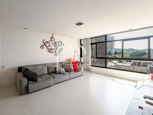 Apartamento com 208m² 3 quartos e 4 banheiros, à venda, no bairro Praia Brava de Itajaí em Itajaí