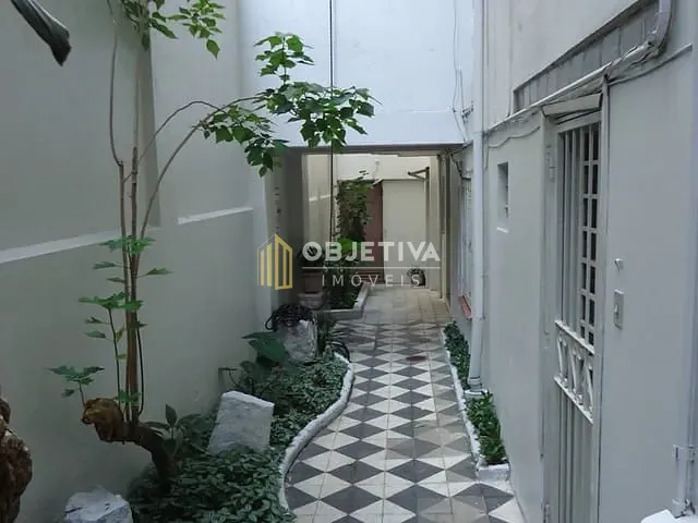Apartamento 2 quartos e 2 banheiros, à venda, no bairro Independência em Porto Alegre