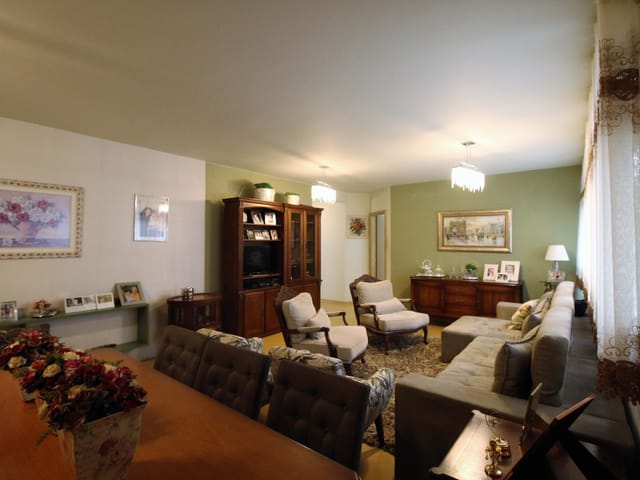 Apartamento com 350m² 4 quartos e 4 banheiros, à venda, no bairro Centro em Ponta Grossa
