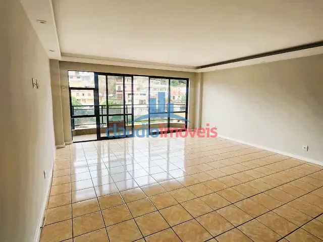 Apartamento 3 quartos e 4 banheiros, para alugar, no bairro Centro em Barra Mansa