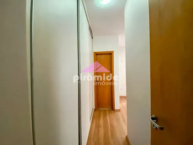 Apartamento 4 quartos e 2 banheiros, à venda, no bairro Jardim Esplanada em São José dos Campos