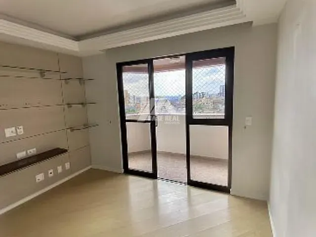 Apartamento 3 quartos e 2 banheiros, à venda, no bairro Centro em Ponta Grossa