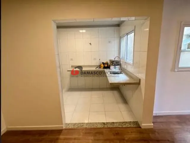 Apartamento 2 quartos e 1 banheiro, à venda, no bairro Vila Camilópolis em Santo André