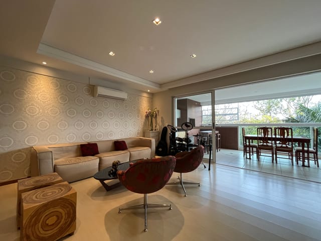 Foto do Apartamento - Apartamento no Jd Londrilar - Edifício Opera House Residence Club - 3 Suites - Lavabo - 3 Vagas de Garagem - Sacada com churrasqueira - Ampla sala | Guepardo Imob