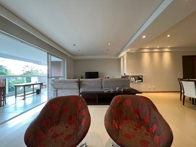 Foto do Apartamento - Apartamento no Jd Londrilar - Edifício Opera House Residence Club - 3 Suites - Lavabo - 3 Vagas de Garagem - Sacada com churrasqueira - Ampla sala | Guepardo Imob