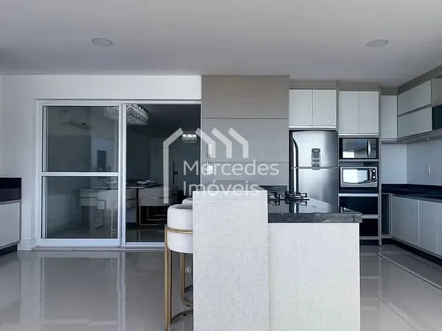Apartamento com 208m² 3 quartos e 4 banheiros, à venda, no bairro Gravatá em Navegantes