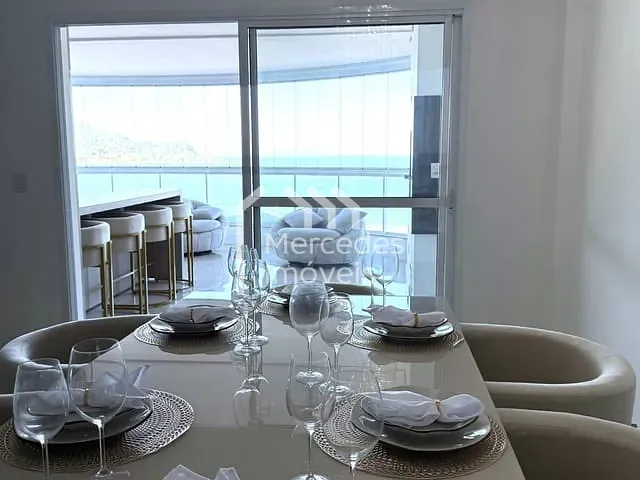 Apartamento com 208m² 3 quartos e 4 banheiros, à venda, no bairro Gravatá em Navegantes