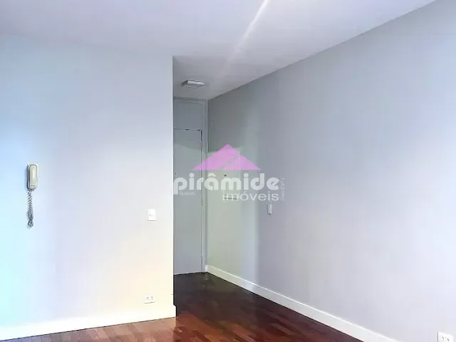 Apartamento 2 quartos e 1 banheiro, à venda, no bairro Centro em São José dos Campos