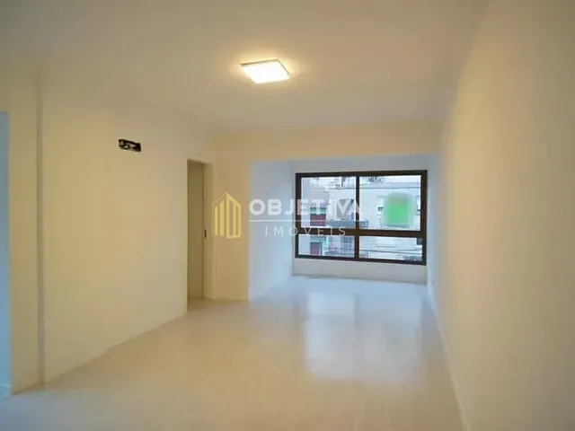 Apartamento 2 quartos e 2 banheiros, para alugar, no bairro São João em Porto Alegre