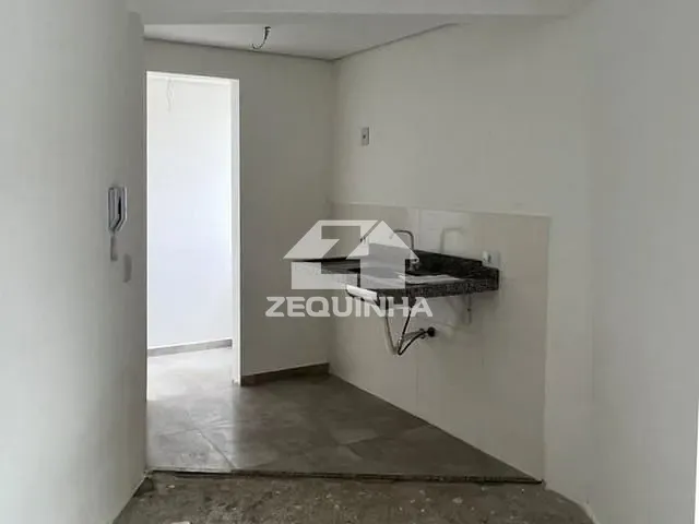 Apartamento com 51m² 2 quartos e 2 banheiros, à venda, no bairro Quitauna em Osasco