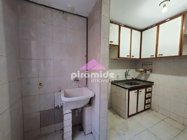 Apartamento 2 quartos e 1 banheiro, à venda, no bairro Vila Tatetuba em São José dos Campos