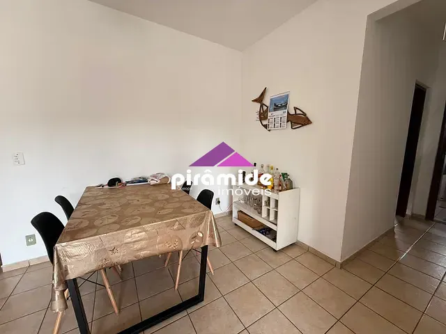 Apartamento 2 quartos e 2 banheiros, à venda, no bairro Martim de Sá em Caraguatatuba