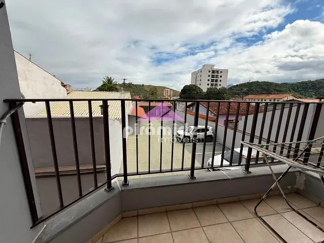 Apartamento 2 quartos e 2 banheiros, à venda, no bairro Martim de Sá em Caraguatatuba