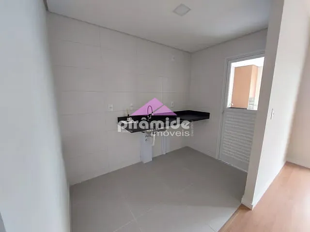 Apartamento 2 quartos e 2 banheiros, à venda, no bairro Parque Industrial em São José dos Campos