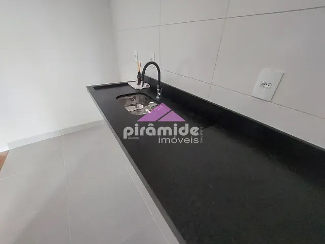 Apartamento 2 quartos e 2 banheiros, à venda, no bairro Parque Industrial em São José dos Campos