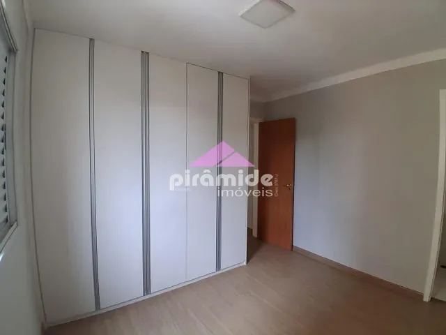 Apartamento 2 quartos e 2 banheiros, à venda, no bairro Jardim Oriente em São José dos Campos