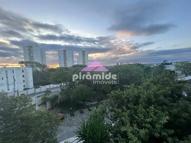 Apartamento 2 quartos e 1 banheiro, à venda, no bairro Loteamento Villa Branca em Jacareí