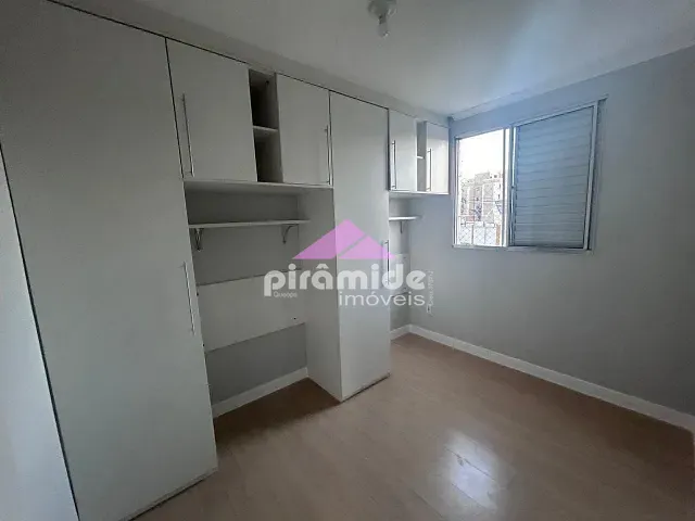 Apartamento 2 quartos e 1 banheiro, à venda, no bairro Loteamento Villa Branca em Jacareí