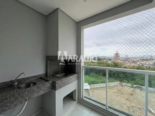 Apartamento com 84m² 2 quartos e 1 banheiro, à venda, no bairro São João em Itajaí