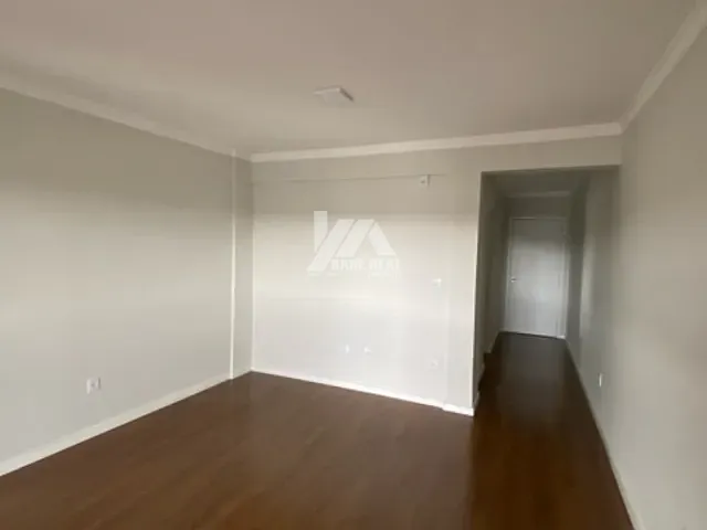 Apartamento 3 quartos e 2 banheiros, à venda, no bairro Centro em Guarapuava
